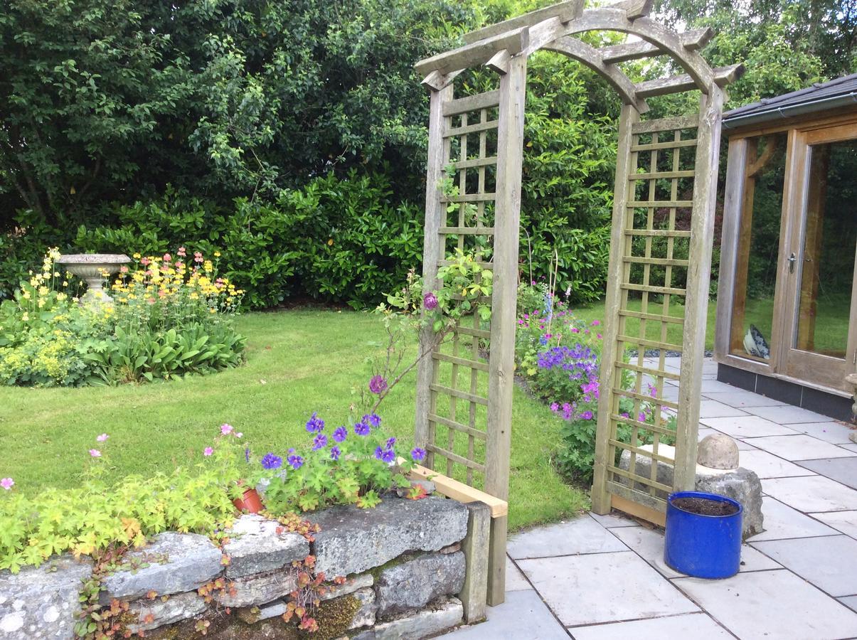 Cysgod Y Garn Bed & Breakfast Bala Exterior photo