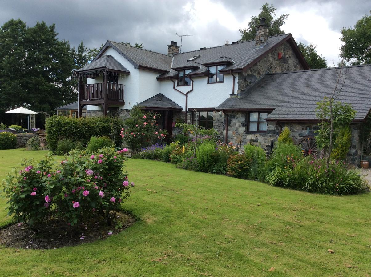Cysgod Y Garn Bed & Breakfast Bala Exterior photo